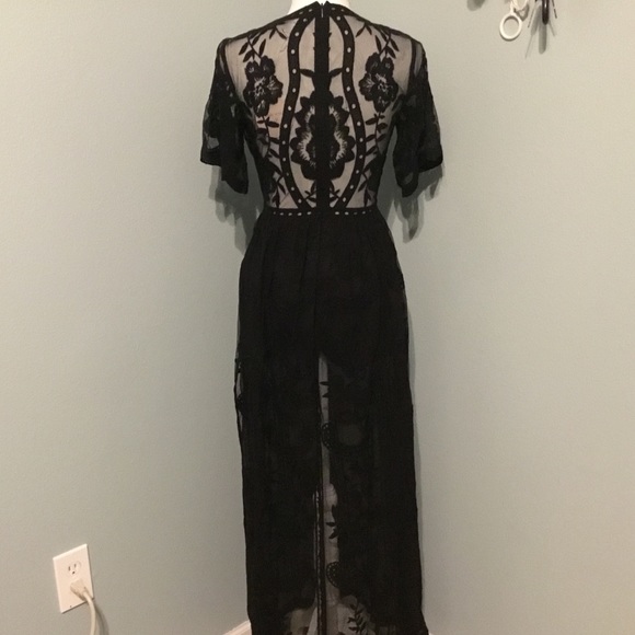 Black Embroidered Lace Maxi Dress - Picture 4 of 5